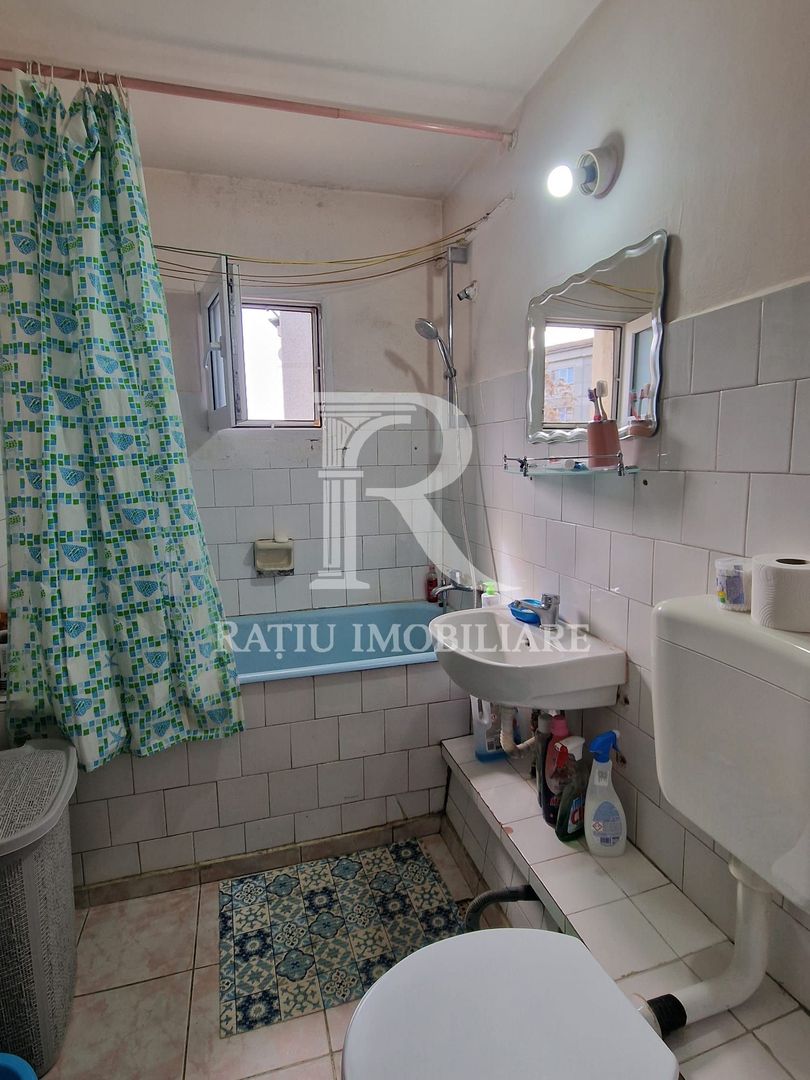 Apartament cu 3 camere | Xenopol | Oradea - Poză 6