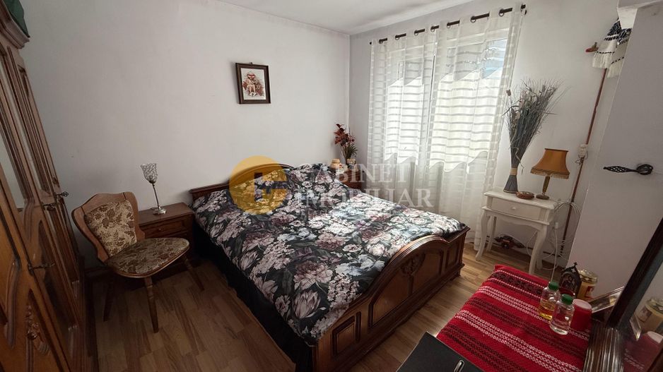 Aroneanu - Casa la asfalt - 420mp teren - 3 camere - Canalizare - Poză 7