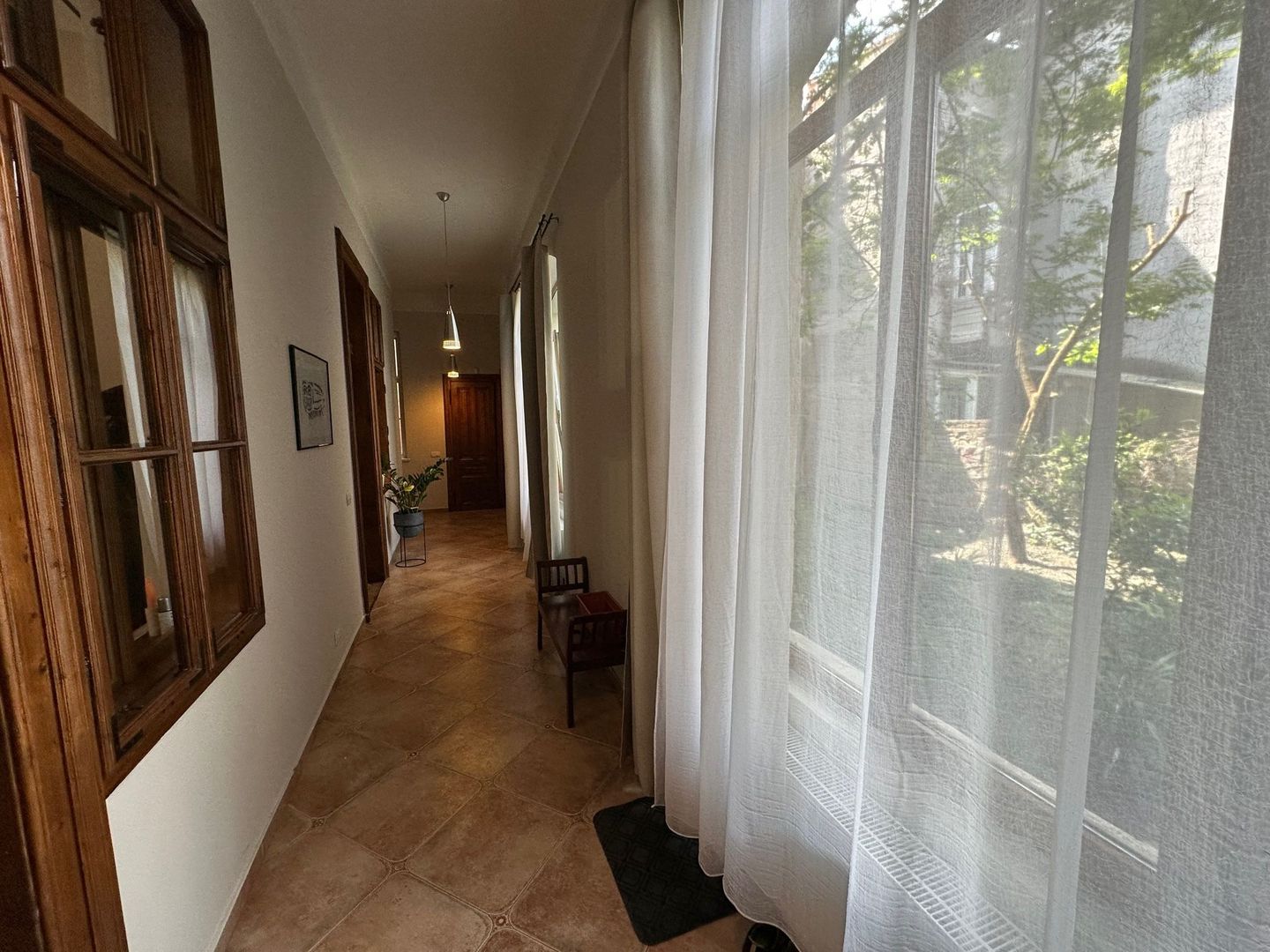 Apartament deosebit  zona Central - Poză 5