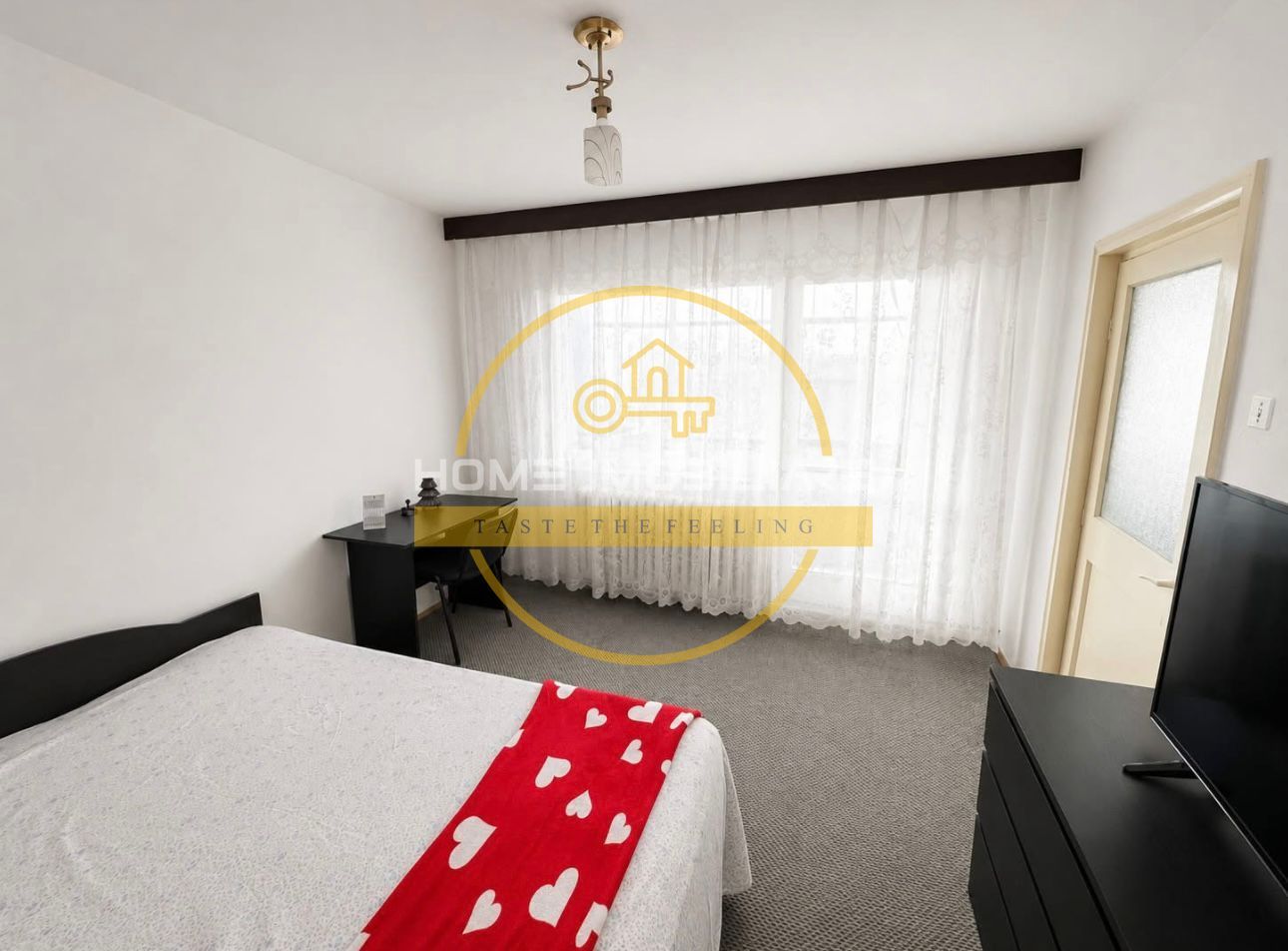 Apartament cu 3 camere/ 60mp/ zona Podu Ros - Poză 1