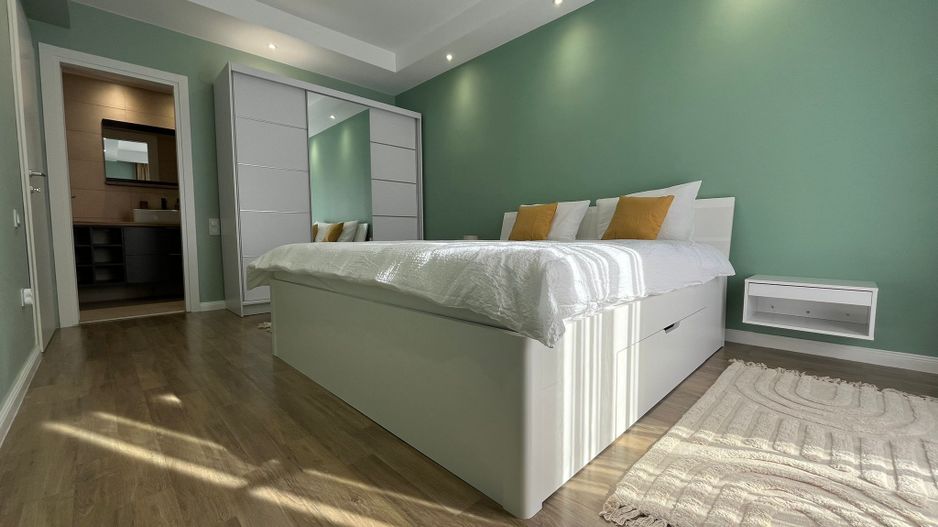 COSMOPOLIS - Apartament cu 4 camere, mobilat si utilat. - Poză 3