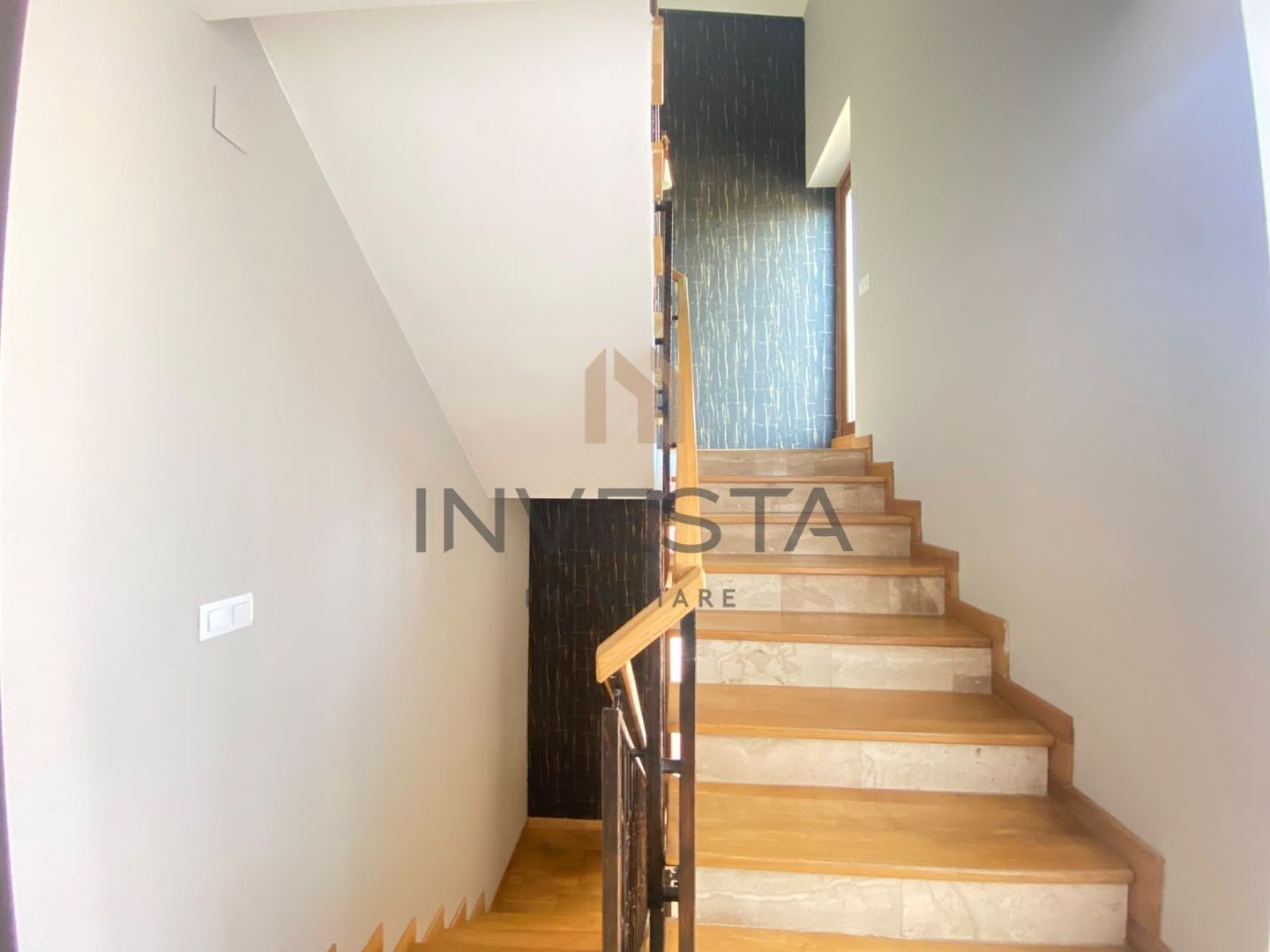 Casa individuala de 256 mp si curte, Pet friendly, in Andrei Muresanu! - Poză 22