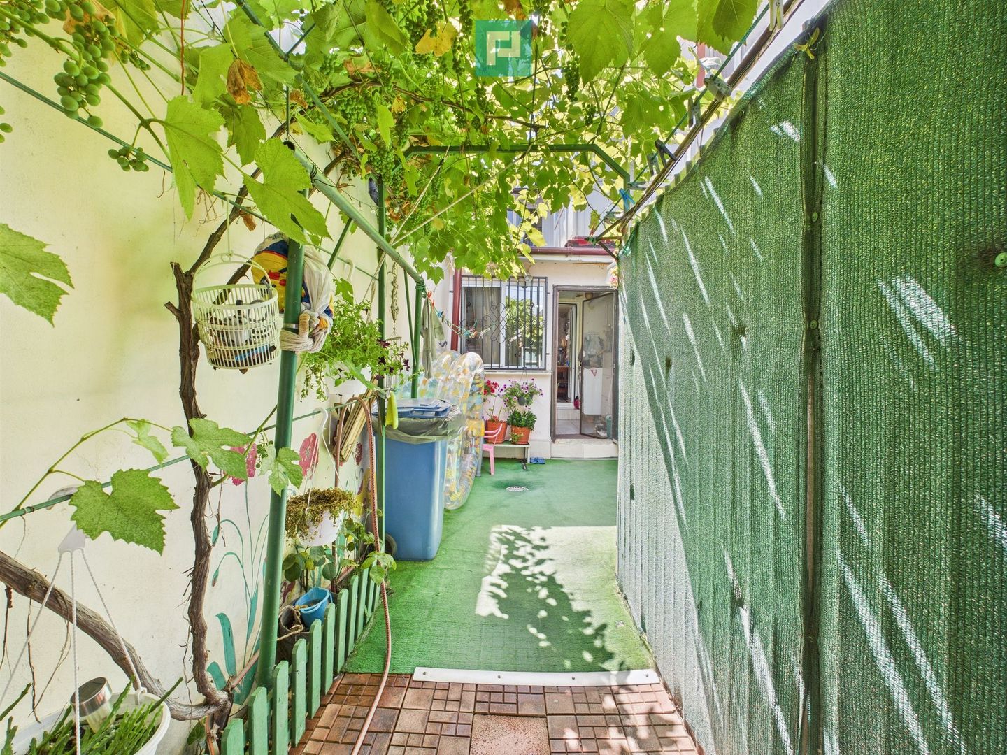 Casă cu 4 camere pe Bd. Laminorului – modernă și întreținută - Poză 25