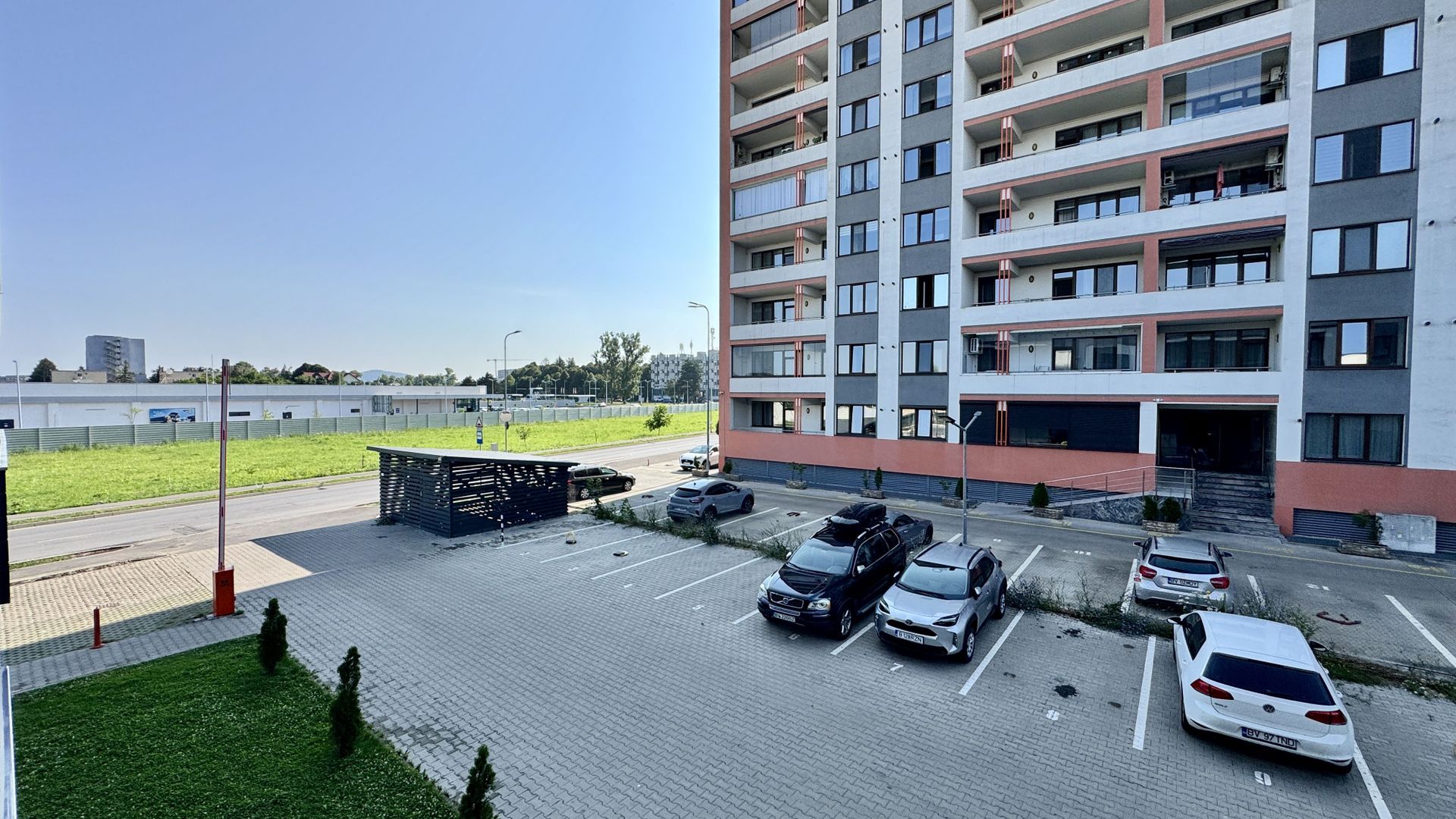 Garsonieră nouă de închiriat, prima închiriere, Strada Nicolae Labiș, Tractorul - Poză 26