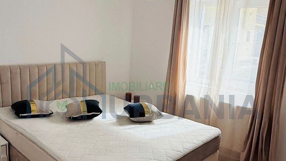Casă modernă de închiriat în Stejarilor Residence, Lunca Cetățuii, Iași – Curte 400 m², Terasă, Parcare, Mobilată complet - Poză 4