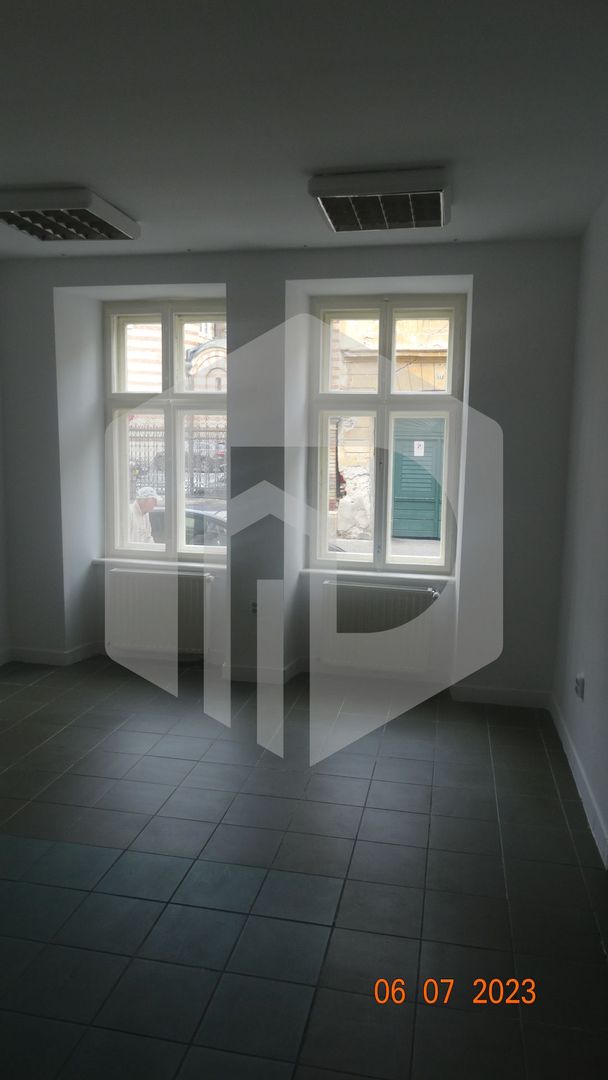 Spatiu de birouri central- str. Xenopol. 65 mp- 3 camere - Poză 6