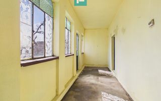 Casă cu teren generos de 6.000 m² - Poză 2