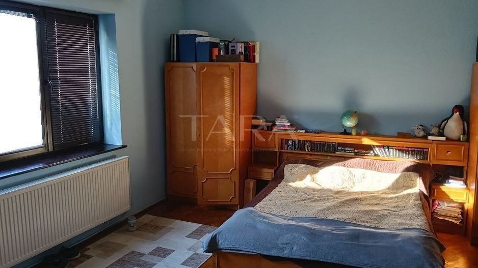 Apartament 3 camere ultracentral, curte si pod mansardabil. - Poză 5