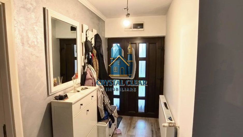 Casă 4 dormitoare și teren de 857 mp - zona Sântana de Mureș - Poză 8