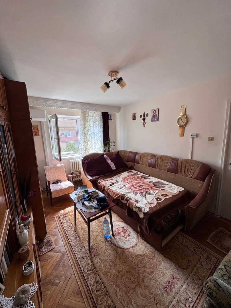 Apartament de vânzare cu 2 camere in zona centrala Alba Iulia - Poză 1