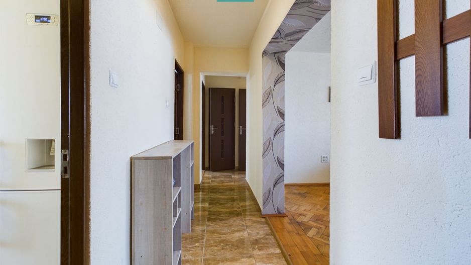 Apartament 3 camere zona Confecții - Poză 4