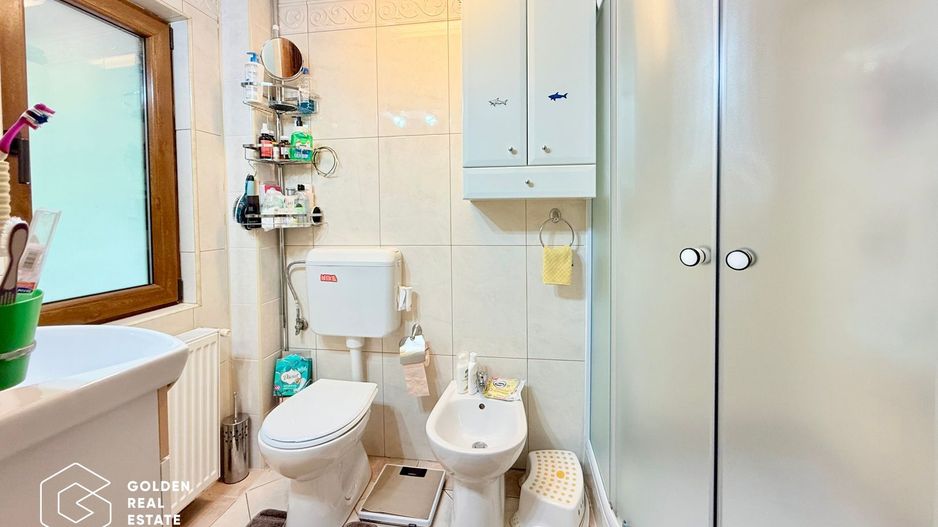 Vila de exceptie in Sinaia, mobilata, utilata, cu vedere superba - Poză 16