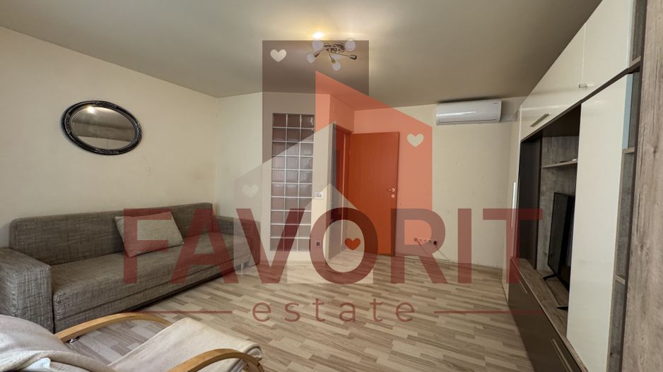 Disponibil imediat. Etaj 1. Centrala proprie. Vedere pe 2 parti. - Poză 2