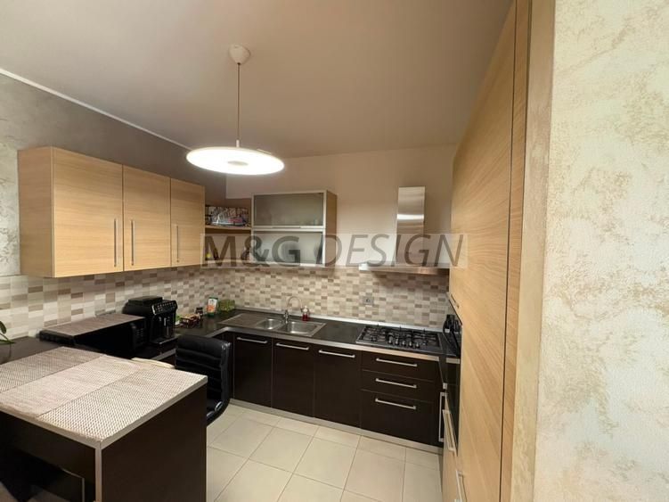 Apartament 3 camere lux zona centrala - Poză 5