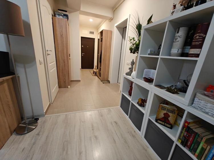 Apartament 2 camere, Dumbravita la intrare  etaj 2+ loc parcare - Poză 2