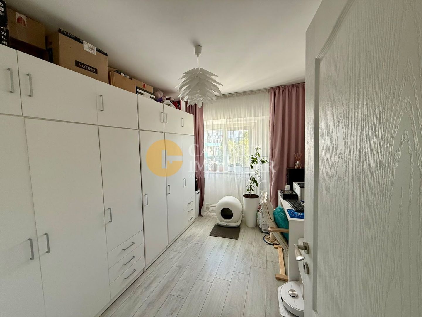 3 CAMERE DECOMANDAT--2 BAI--ETAJ 2 BULEVARD--RENOVAT COMPLET 2020--CANTA - Poză 3