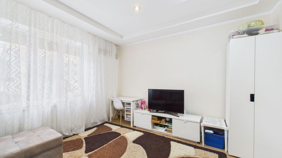 Casă individuală pe un nivel în zona Mehala - Poză 3