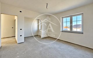 Casă de vânzare P+E cu 4 camere în zona Nufărul, Oradea - Poză 10