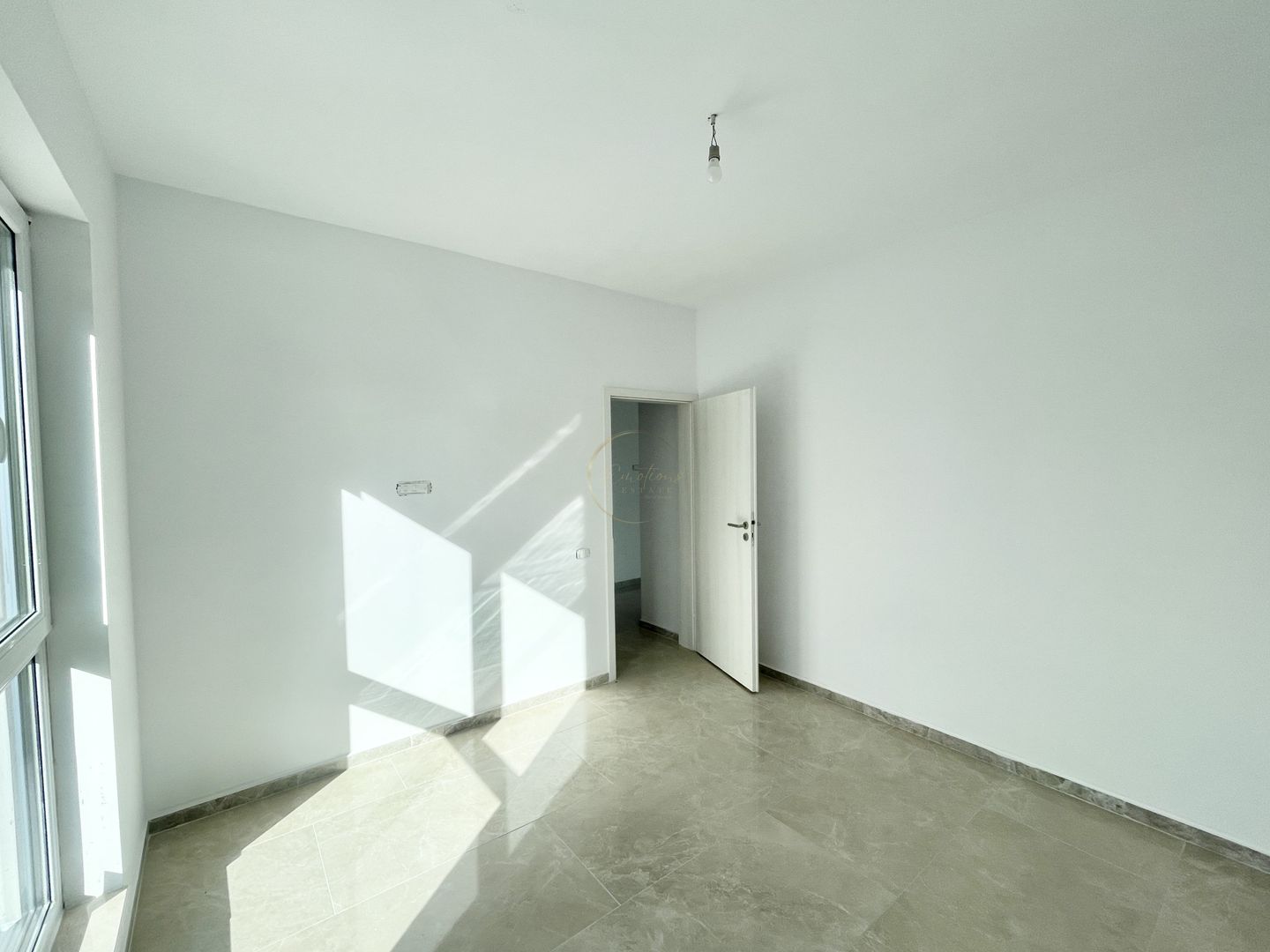 NOU Apartament 2 camere - Hotel IQ, Giroc - Poză 3