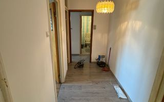 De vânzare – Apartament 3 camere, Sector 4 - Poză 5