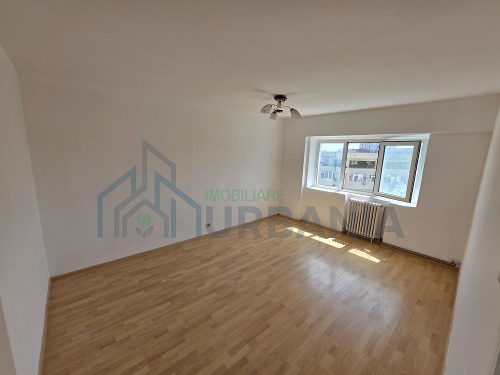 Apartament 3 camere, 2 bai, 71 mp, Dacia, Iasi - Etaj 10, 1983 - Poză 1