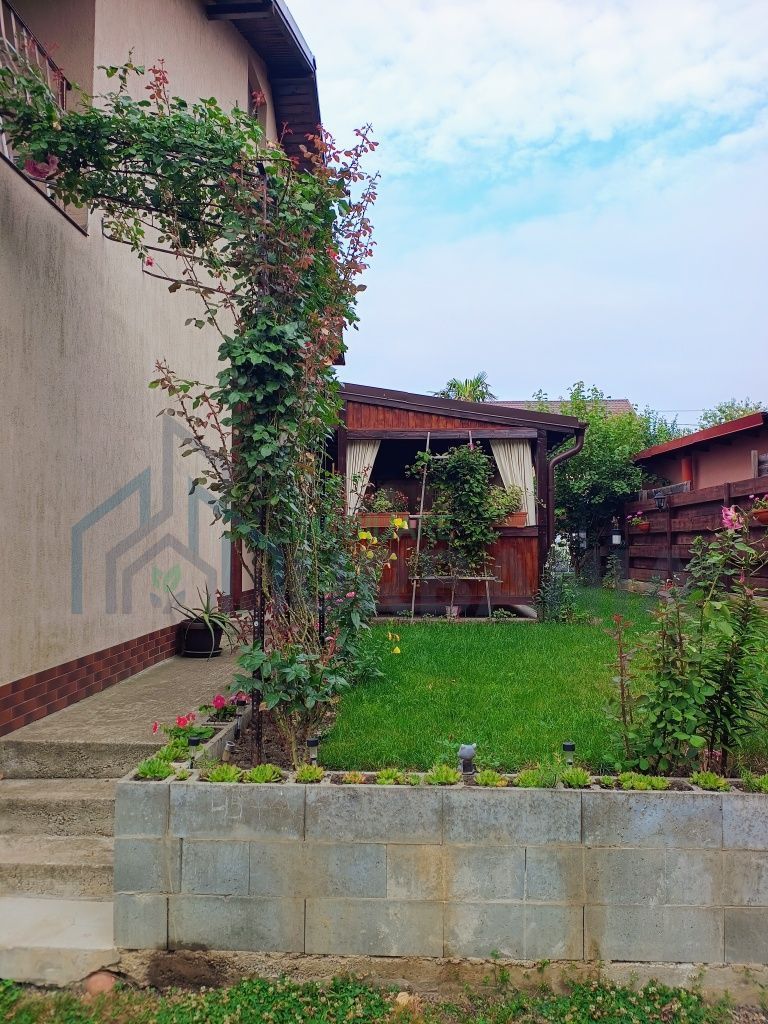 Duplex de vanzare, Lunca Cetatuii, 130 mp utili, 480 mp teren, 4 camere, mobilat si utilat - Poză 2