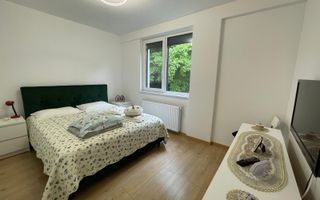 Apartament modern,3 camere, Sub Cetate,Floresti, 2 locuri parcare! - Poză 4