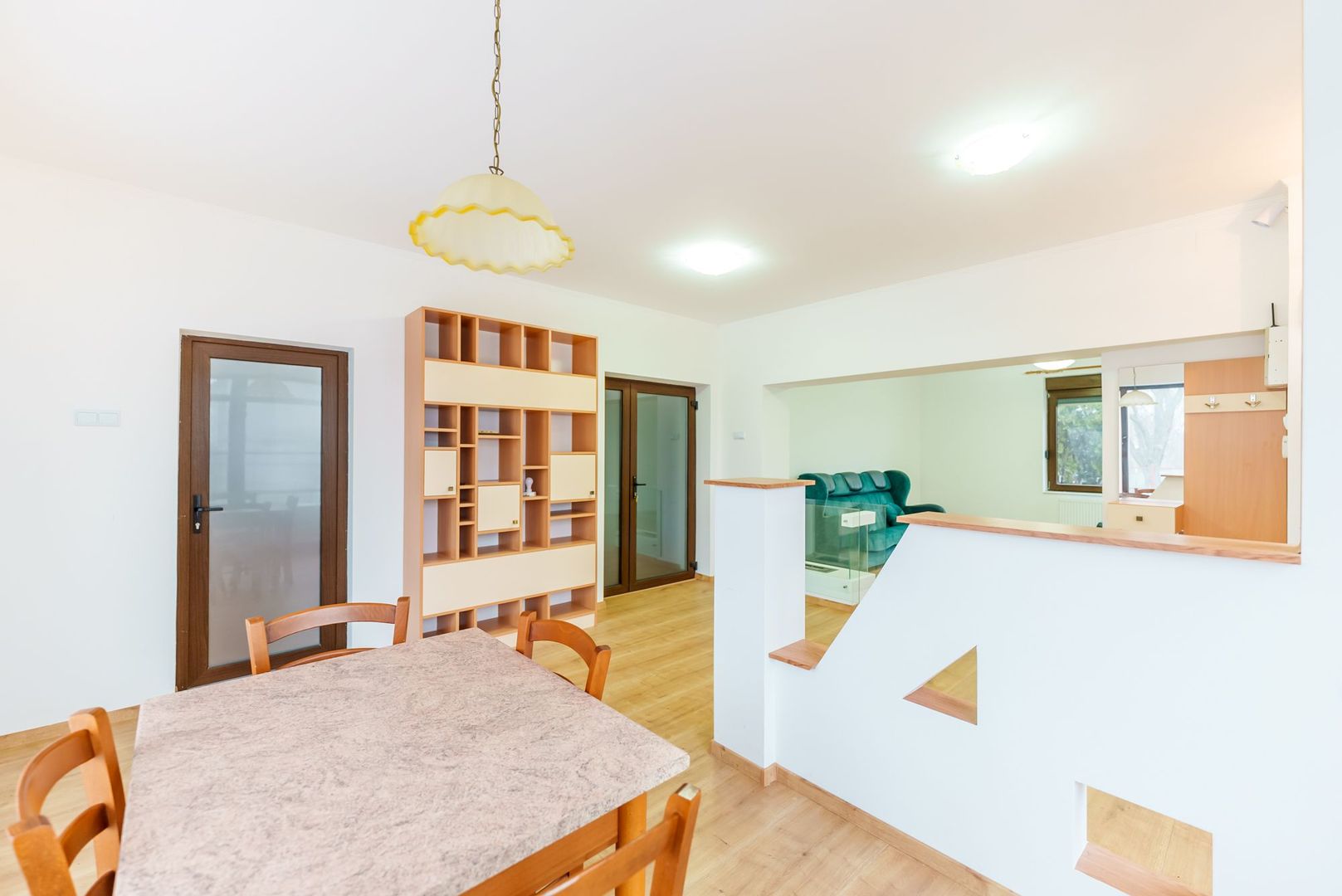 Casă deosebită două nivele în Battonya - Poză 5