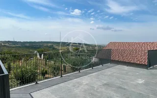 Casă de închiriat tip duplex cu 6 camere în zona Gheorghe Doja,Oradea. - Poză 21
