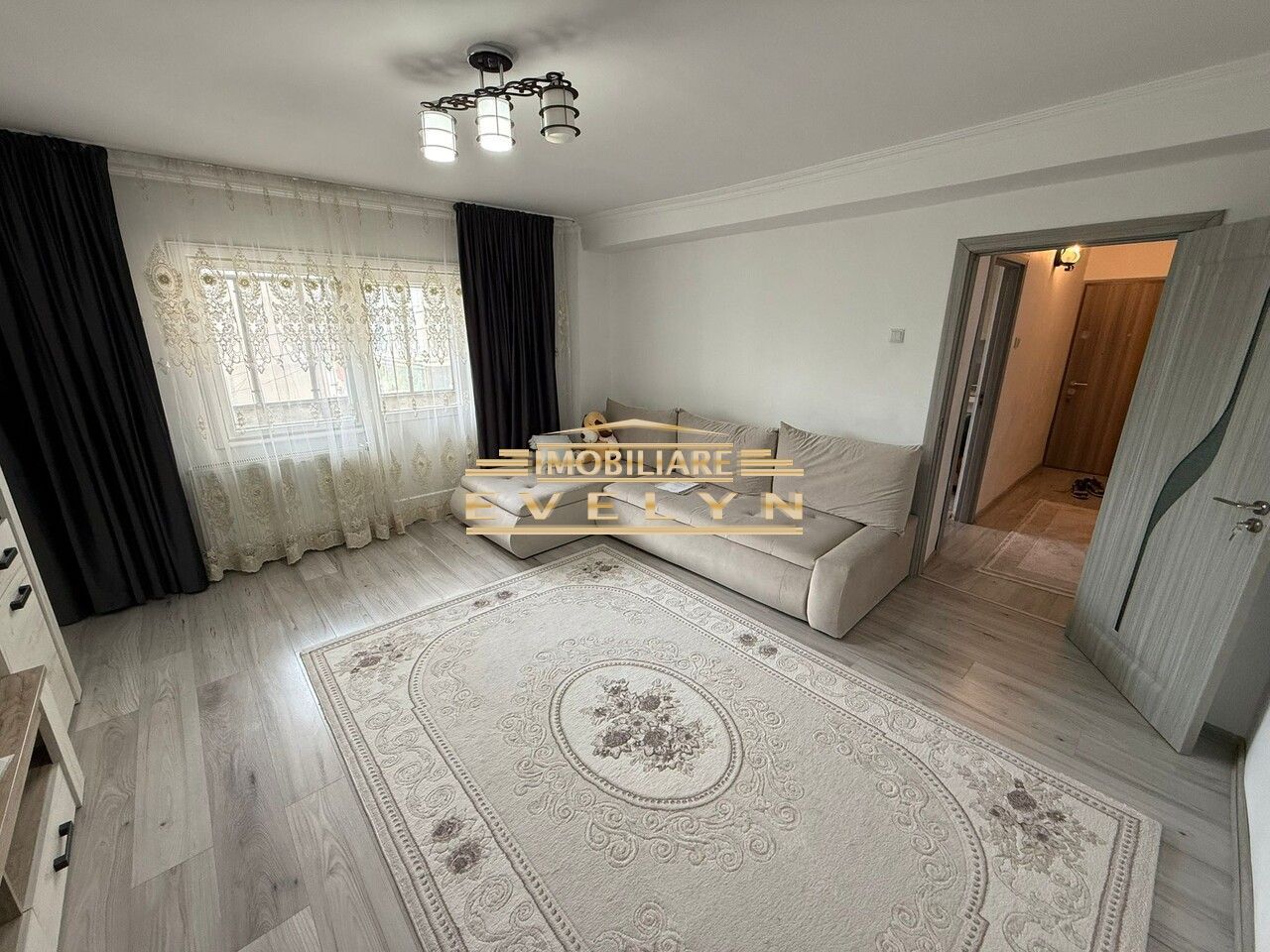 Apartament 3 camere – Calea Națională, la stradă principală - Poză 2