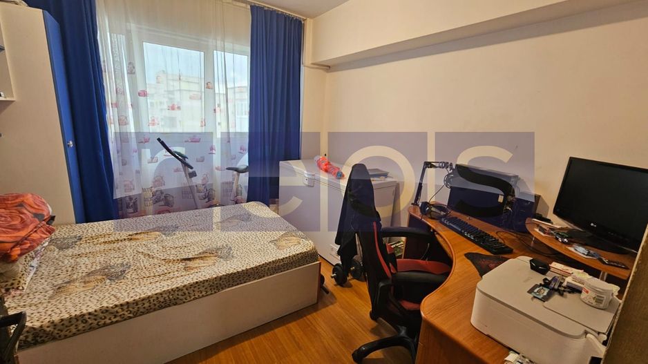 DE VANZARE AP 3 CAMERE 71 MP GHENCEA-BRASOV | SEMIDECOMANDAT | METROU - Poză 3
