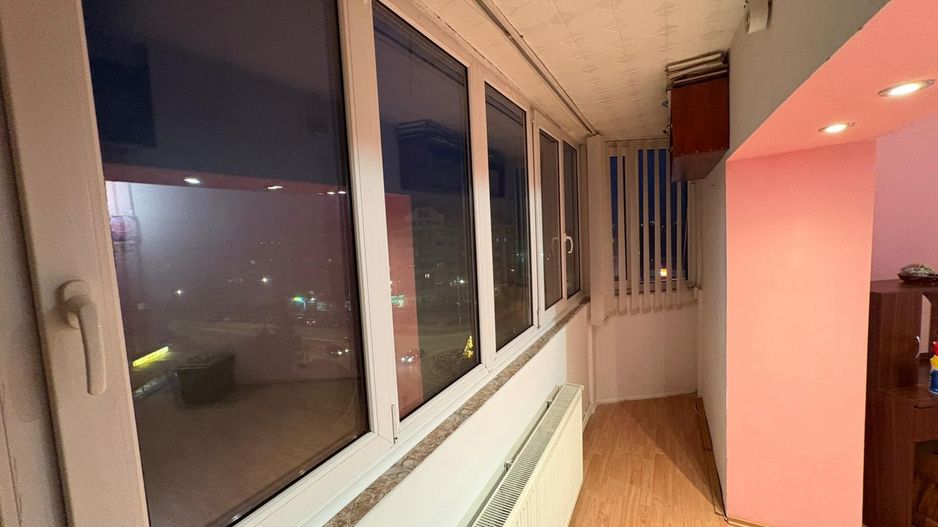 Apartament 3 camere decomandat 74 M² utili zona Lenin Nicolae Iorga - Poză 9