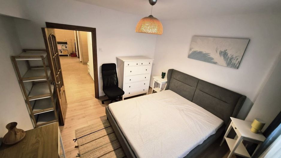 Apartament 3 camere I Metrou Constantin Brâncuși - Poză 3