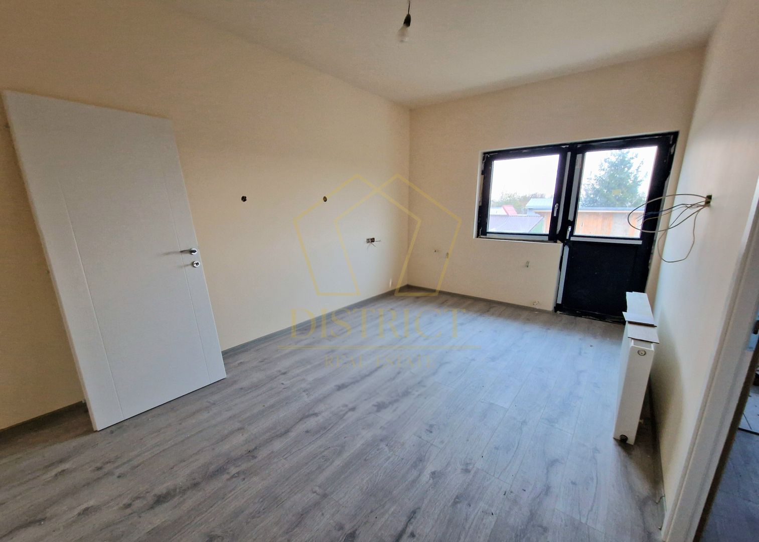 Duplex spatios cu 4 camere | Mosnita Noua | Central - Poză 4