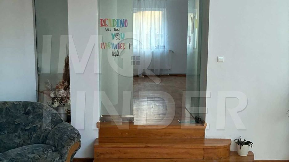 Vila  in Andrei Muresanu 600 mp  ,12 locuri de parcare - Poză 3