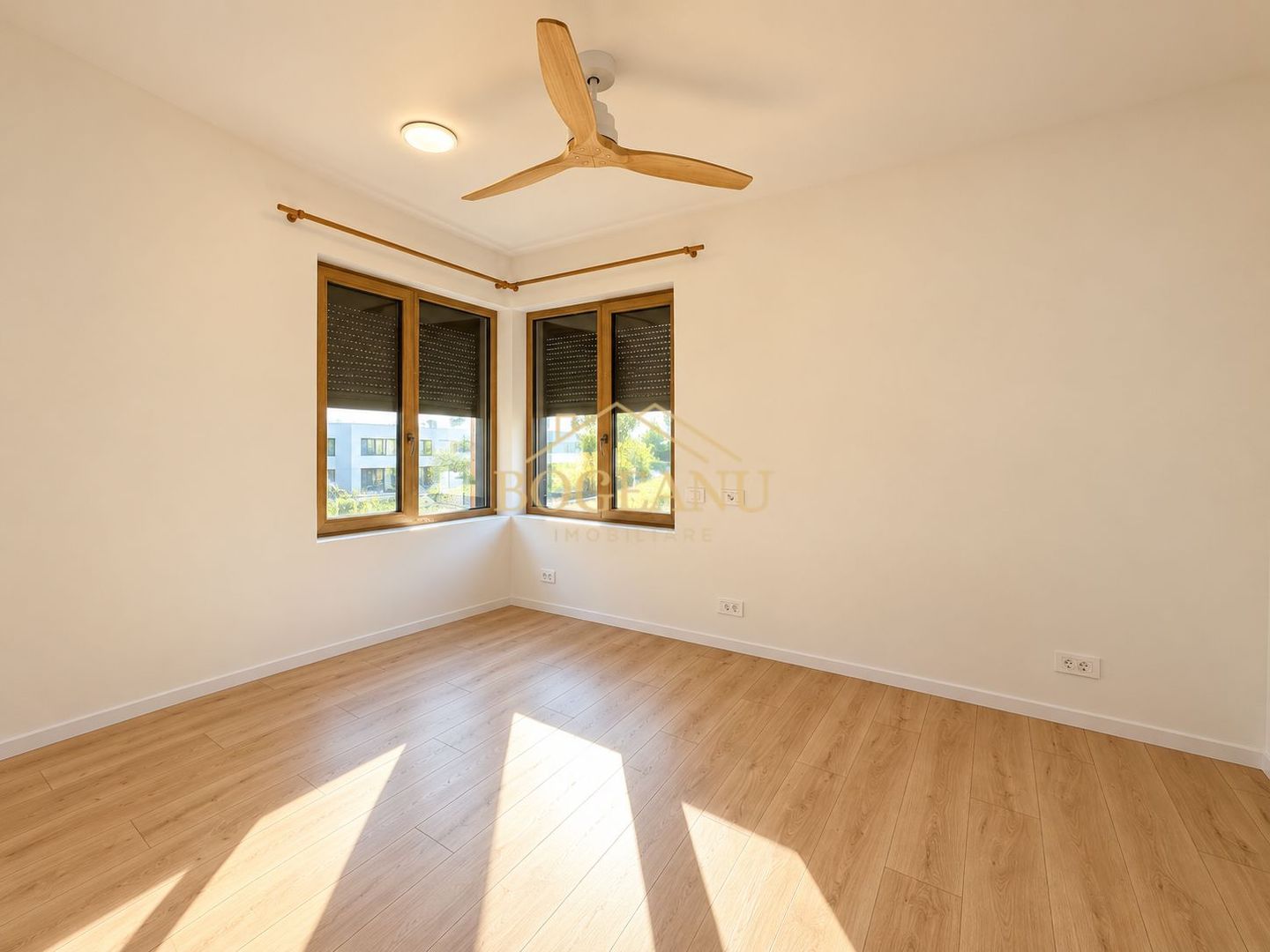 BG206-Duplex Premium 5 camere | Calea Aradului | Curte | 5 parcări - Poză 7