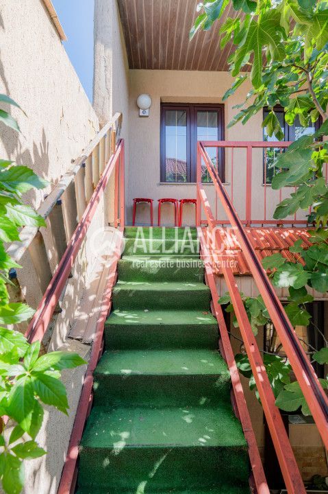 UNIVERSITATE(cod04)-Vila interbelica P+1-Constanta - Poză 17