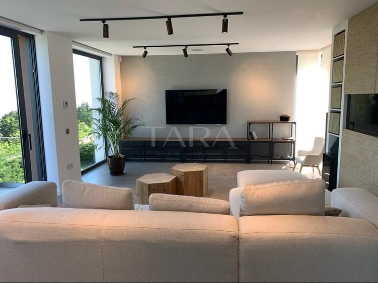 Casa moderna cu priveliste panoramică impresionanta - Poză 2