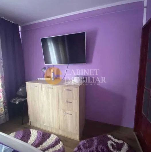 Cug - Selgros - 3 Camere Decomandat + Boxa .Bloc . 1992 - 72 Mp - Poză 7