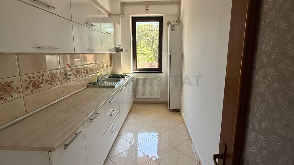 Apartament 3 camere Jiului + 4 locuri parcare - Poză 6