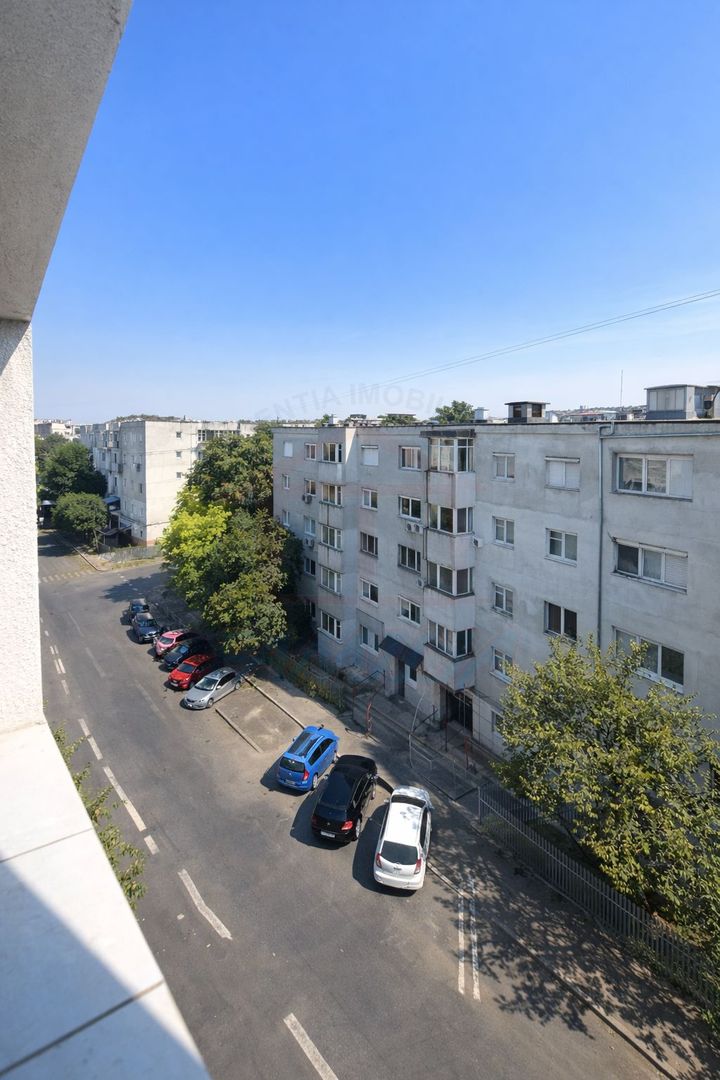 Apartament spațios 2 camere decomandate | 56 mp | Etaj 4/4 | IC Frimu - Poză 1