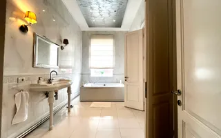 Apartament 3 camere, elegant si spațios, lângă parc, zona Centrala - Poză 13