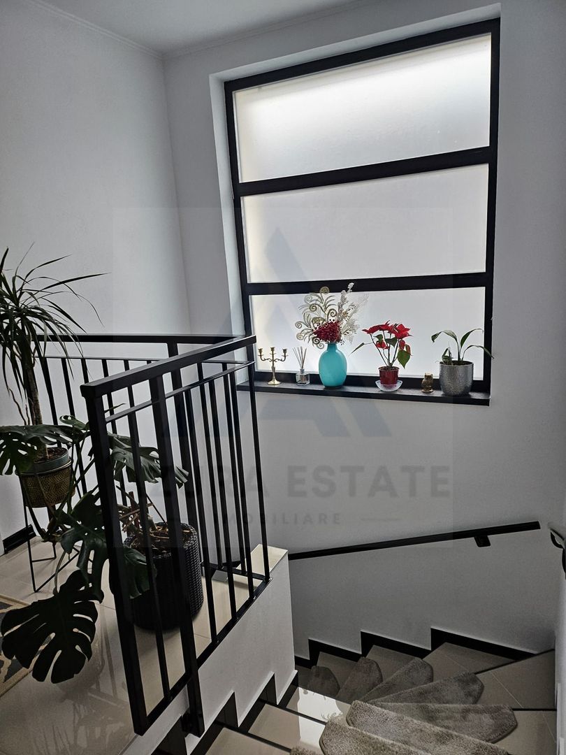 Casa moderna 4 camere 2 bai teren 500 mp terasa si pod in Selimbar - Poză 19