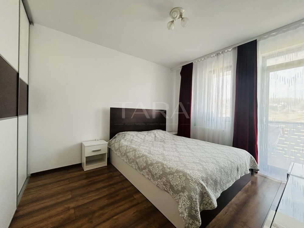 Apartament 3 camere, mobilat și utilat, doua balcoane, parcare. - Poză 5