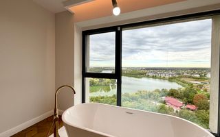 Penthouse cu 4 camere // terasă 70 mp / 200 mp / 3 parking / Straulesti - Poză 4