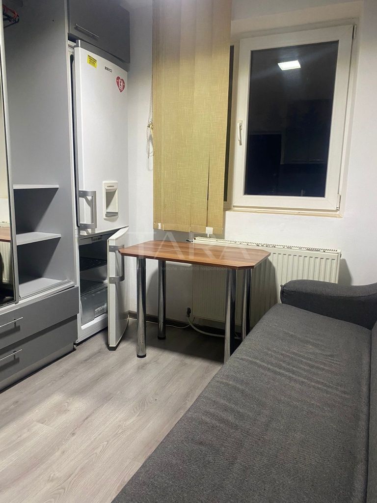 Garsoniera in zona accesibila, ideala inchiriere. - Poză 2