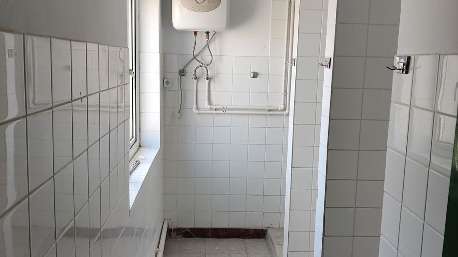 IDEAL PENTRU GRADINITA/SCOALA /AZIL BATRANI / ORFELINAT - Poză 19