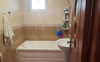 Proprietar vind apartament 4 camere sector 2 București - Poză 3