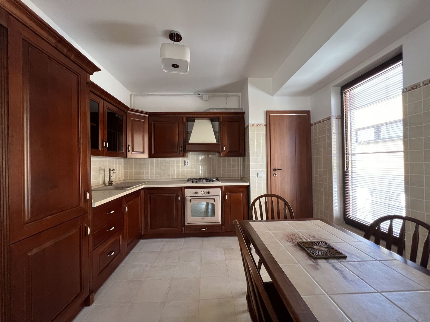 Apartament lux 4 camere Cotroceni - Eroilor - Poză 6