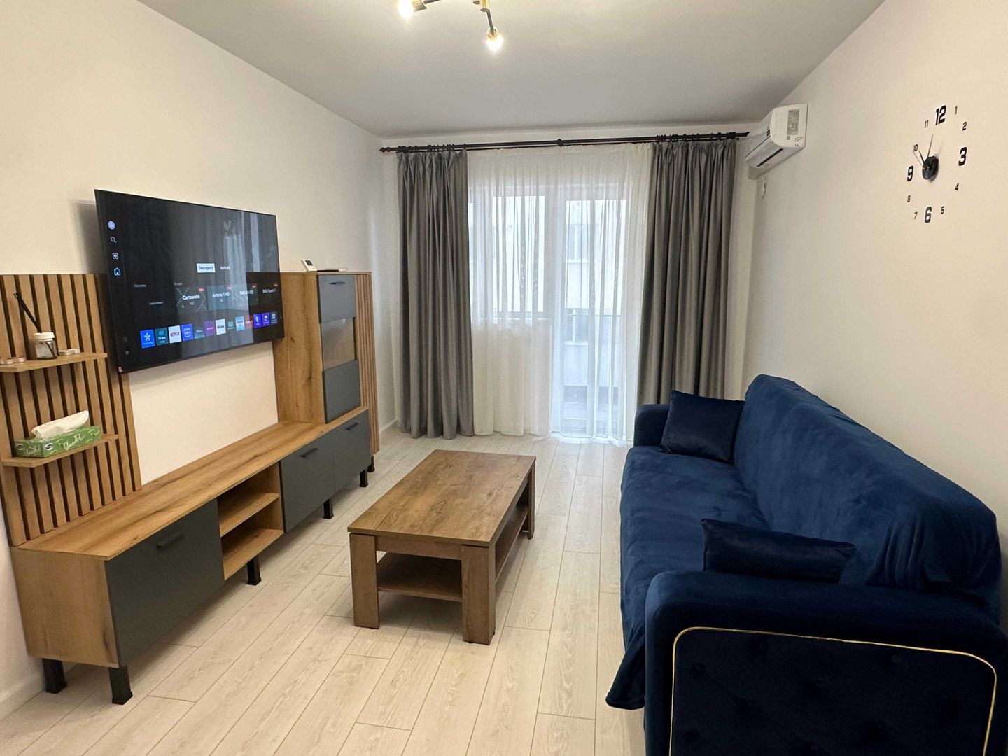 Apartament 2 camere de închiriat Apărătorii Patriei - Poză 1